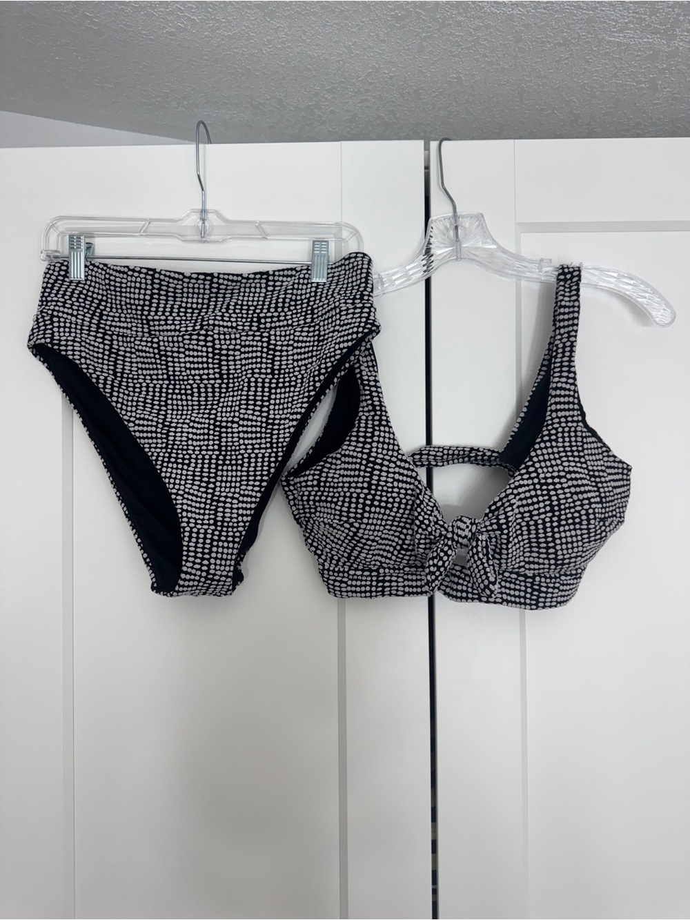 Aerie Black and White Patterned High Waist Bikini Set size XL